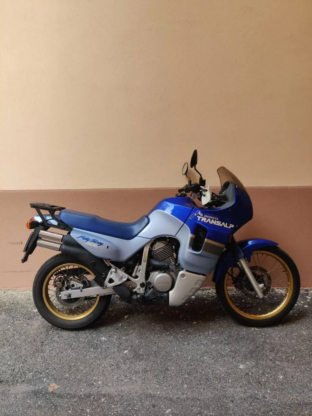 Honda XRV TRANSALP 600 (2)