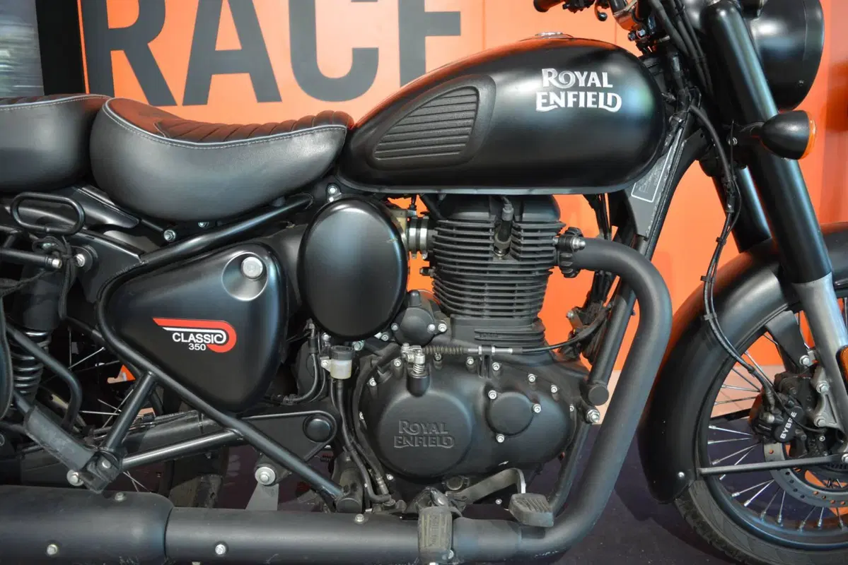 Royal Enfield Classic 350 (2021 - 26) (13)