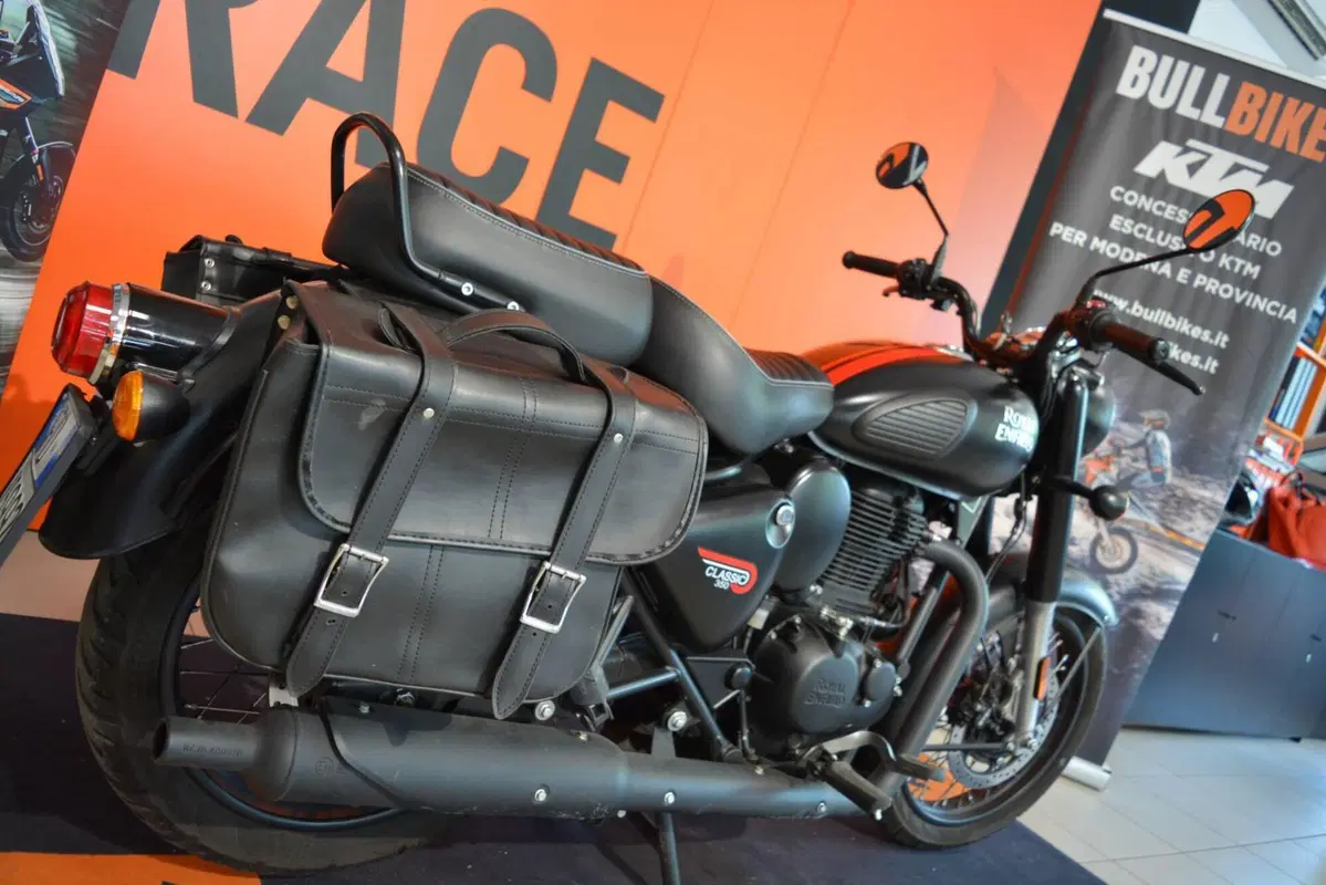 Royal Enfield Classic 350 (2021 - 26) (4)