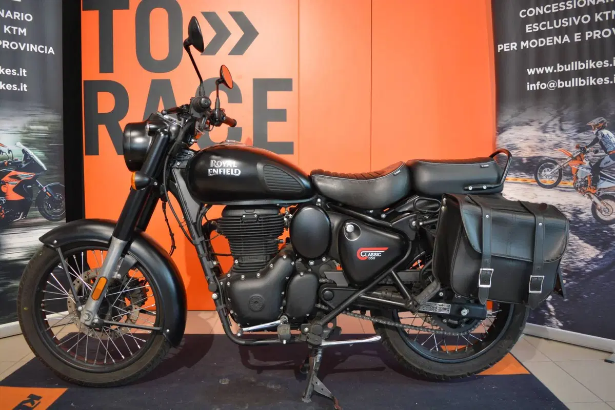 Royal Enfield Classic 350 (2021 - 26) (2)