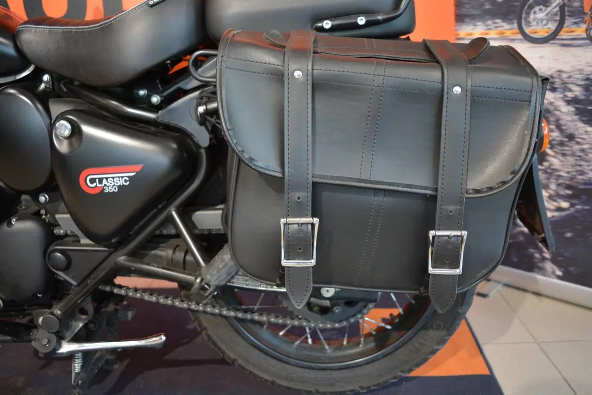 Royal Enfield Classic 350 (2021 - 26) (17)