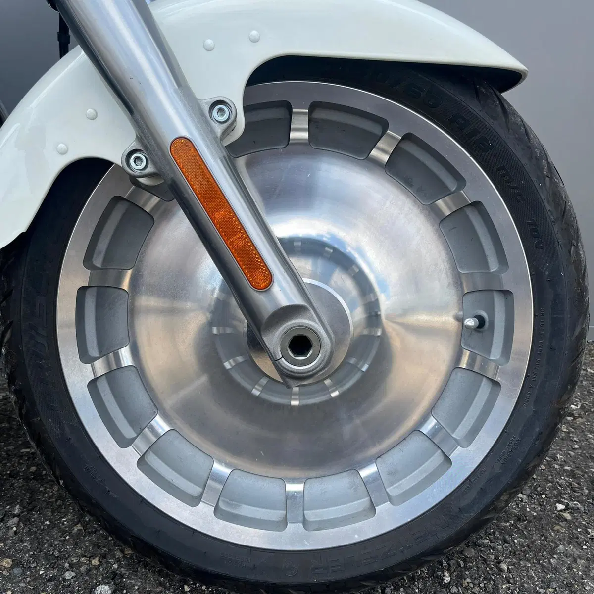 Harley-Davidson 114 Fat Boy (2018 - 20) - FLFBS (14)