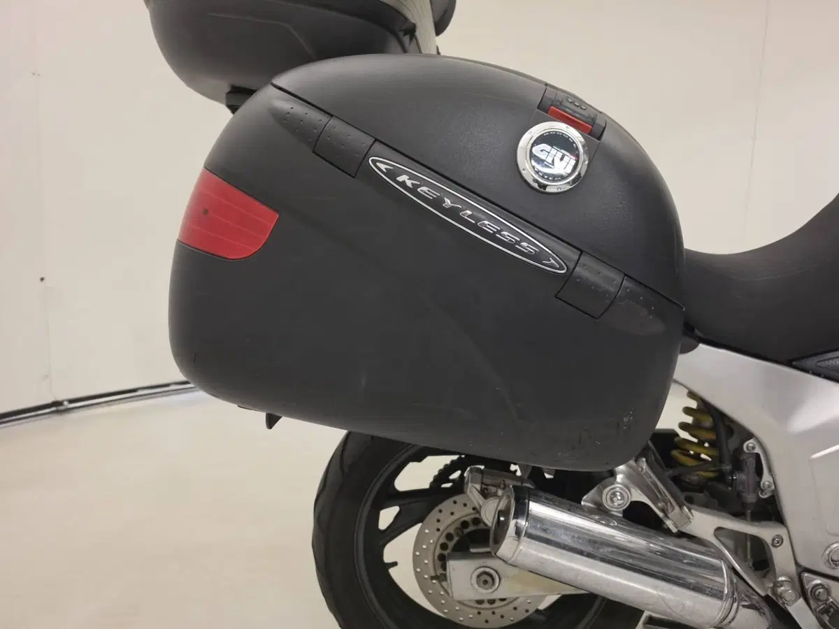 Yamaha TDM 850 (1996 - 01) (13)