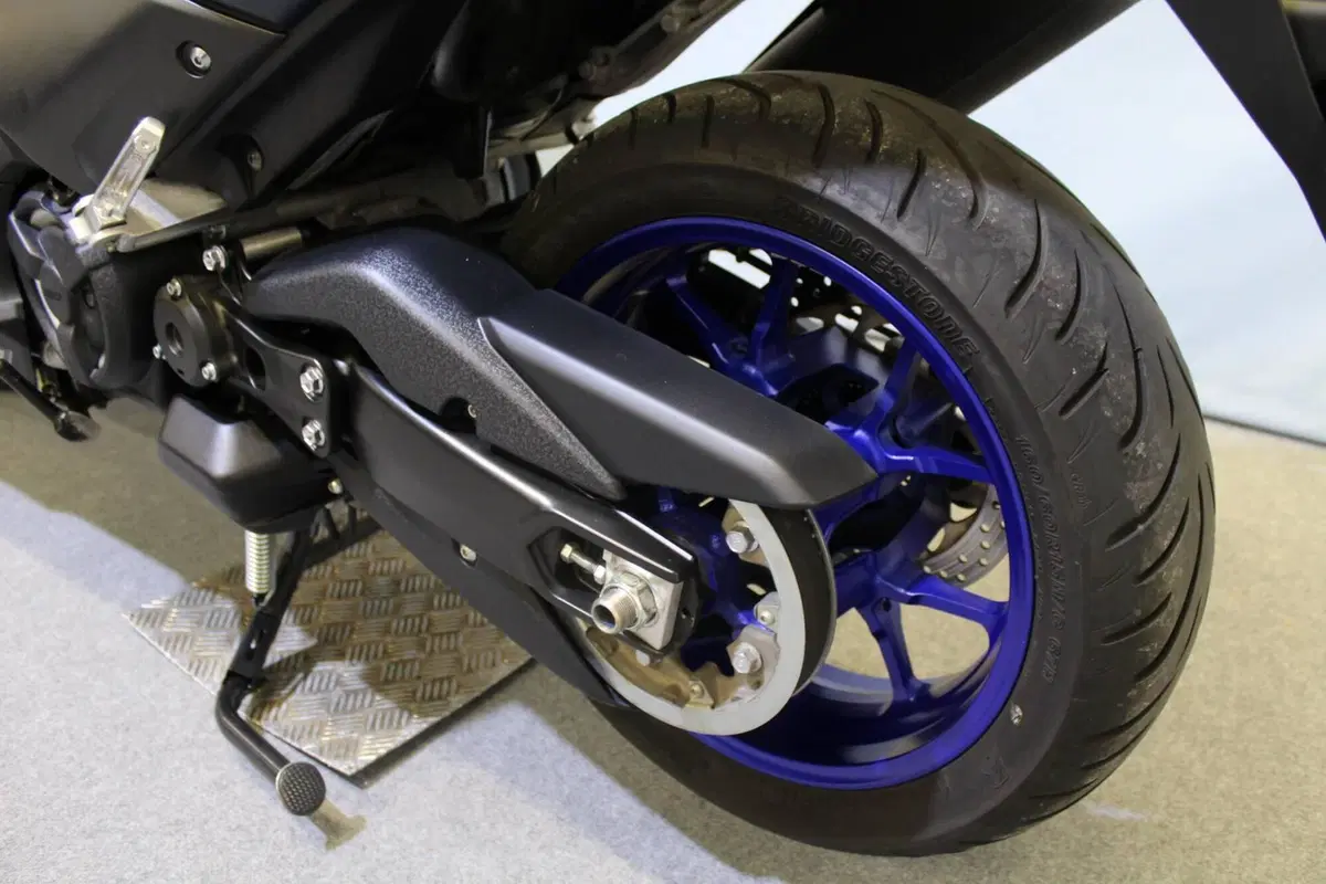 Yamaha T-Max 560 (2022 - 24) (15)