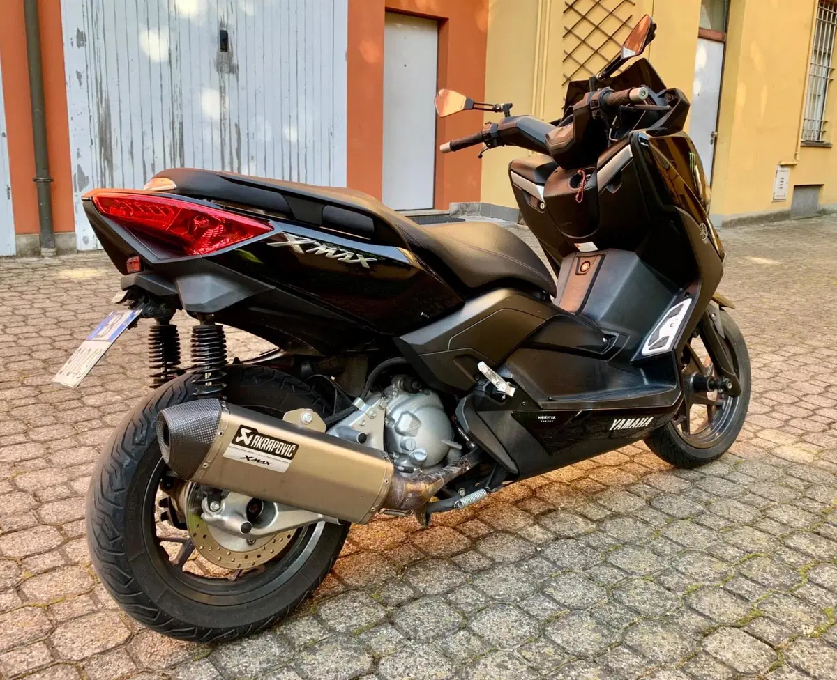 Yamaha X-Max 250 (2014 - 16) (3)