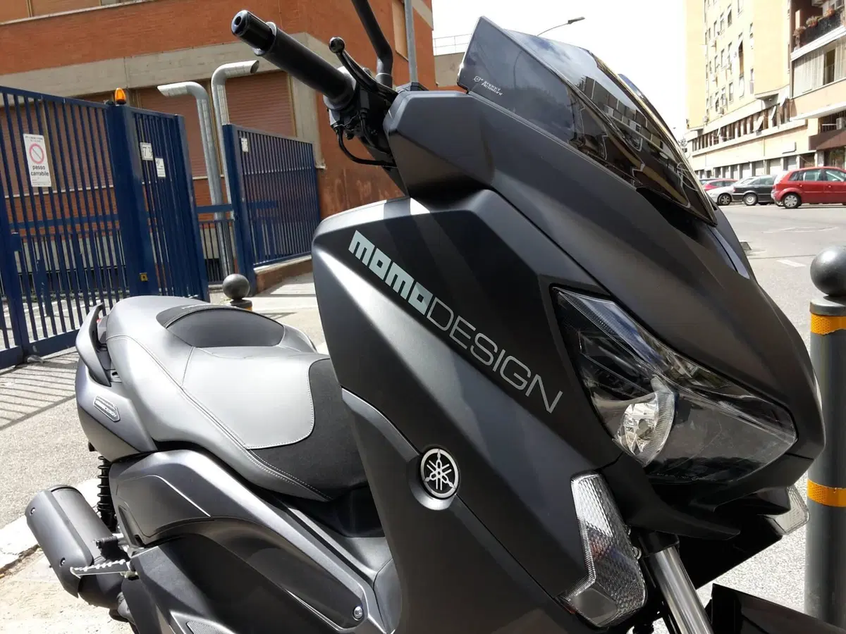 Yamaha X-Max 250 Momodesign (2015 - 16) (5)