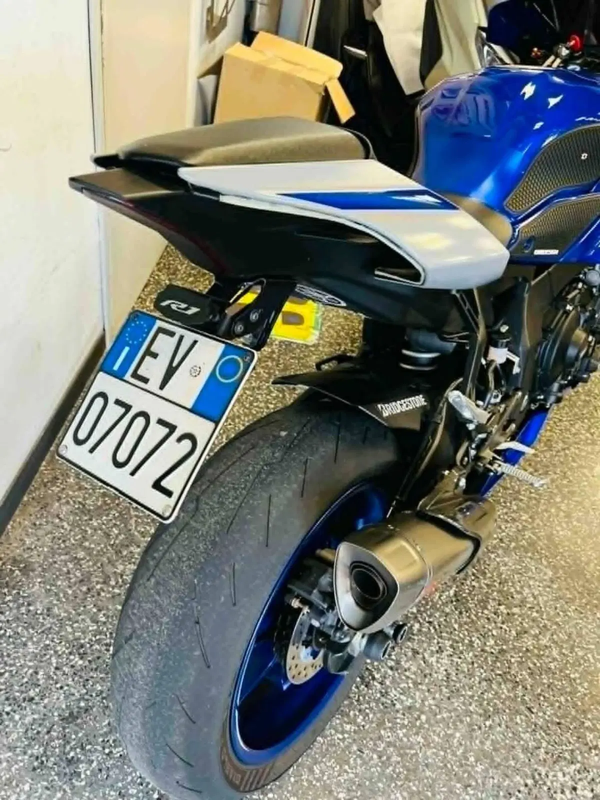 Yamaha YZF R1 (2020 - 25) (8)