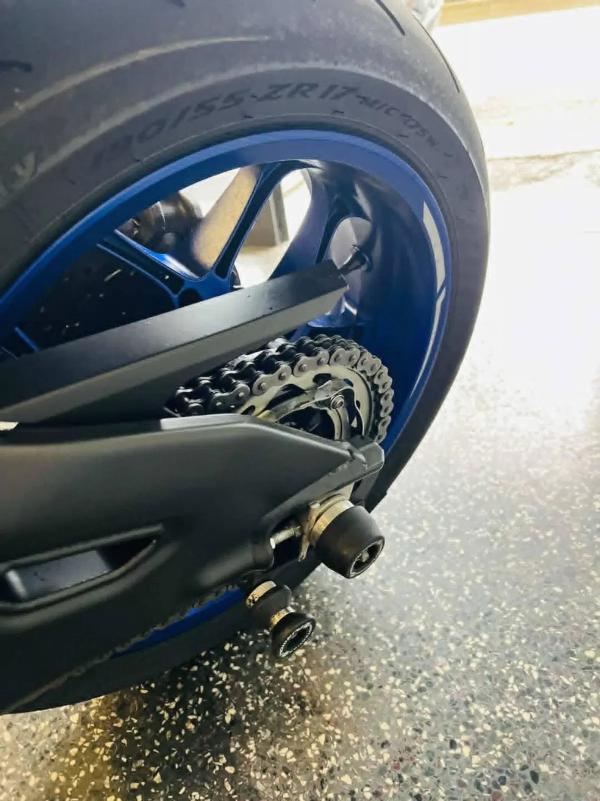 Yamaha YZF R1 (2020 - 25) (16)