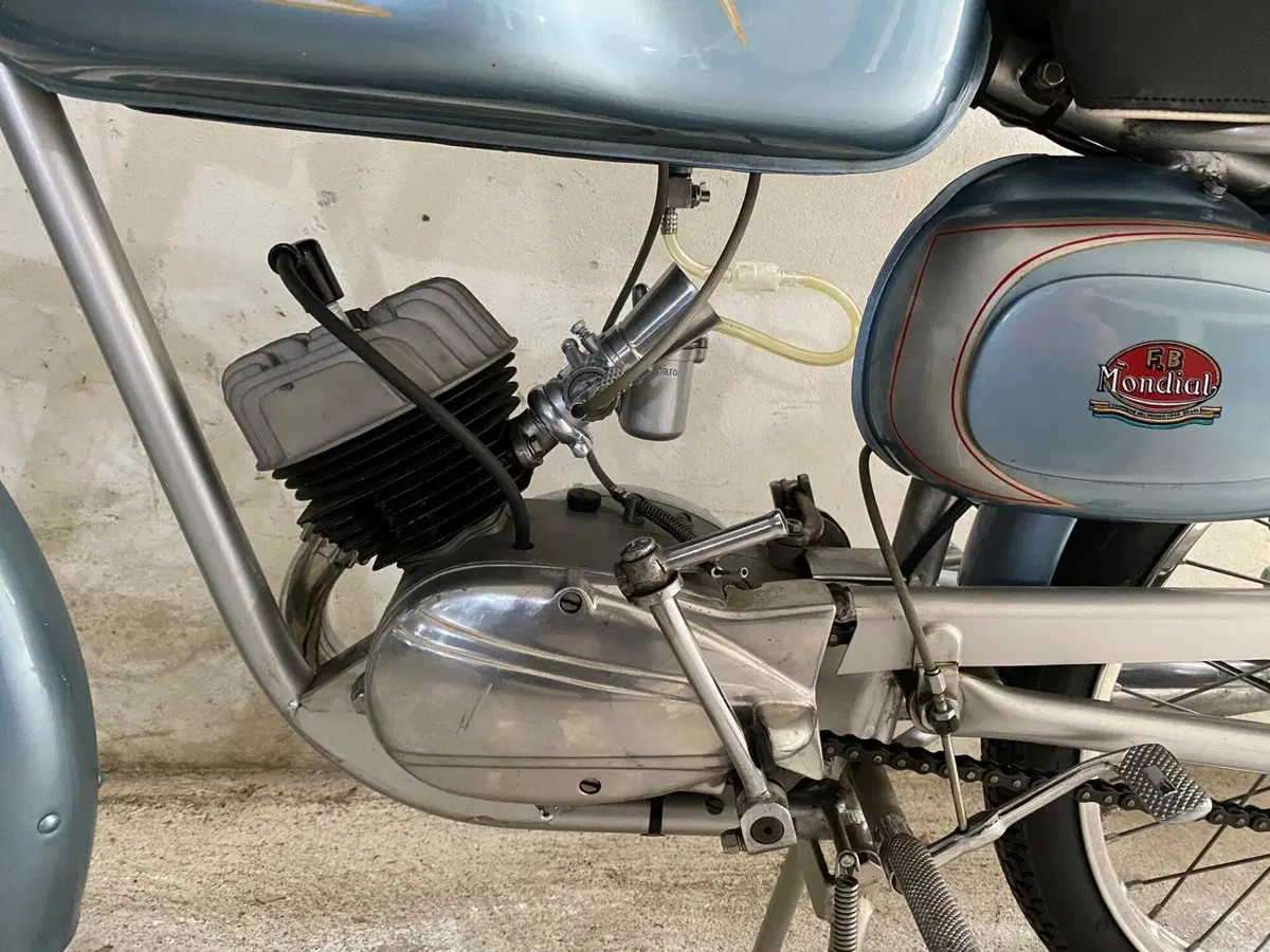 Mondial V3 Super Sport  (3)