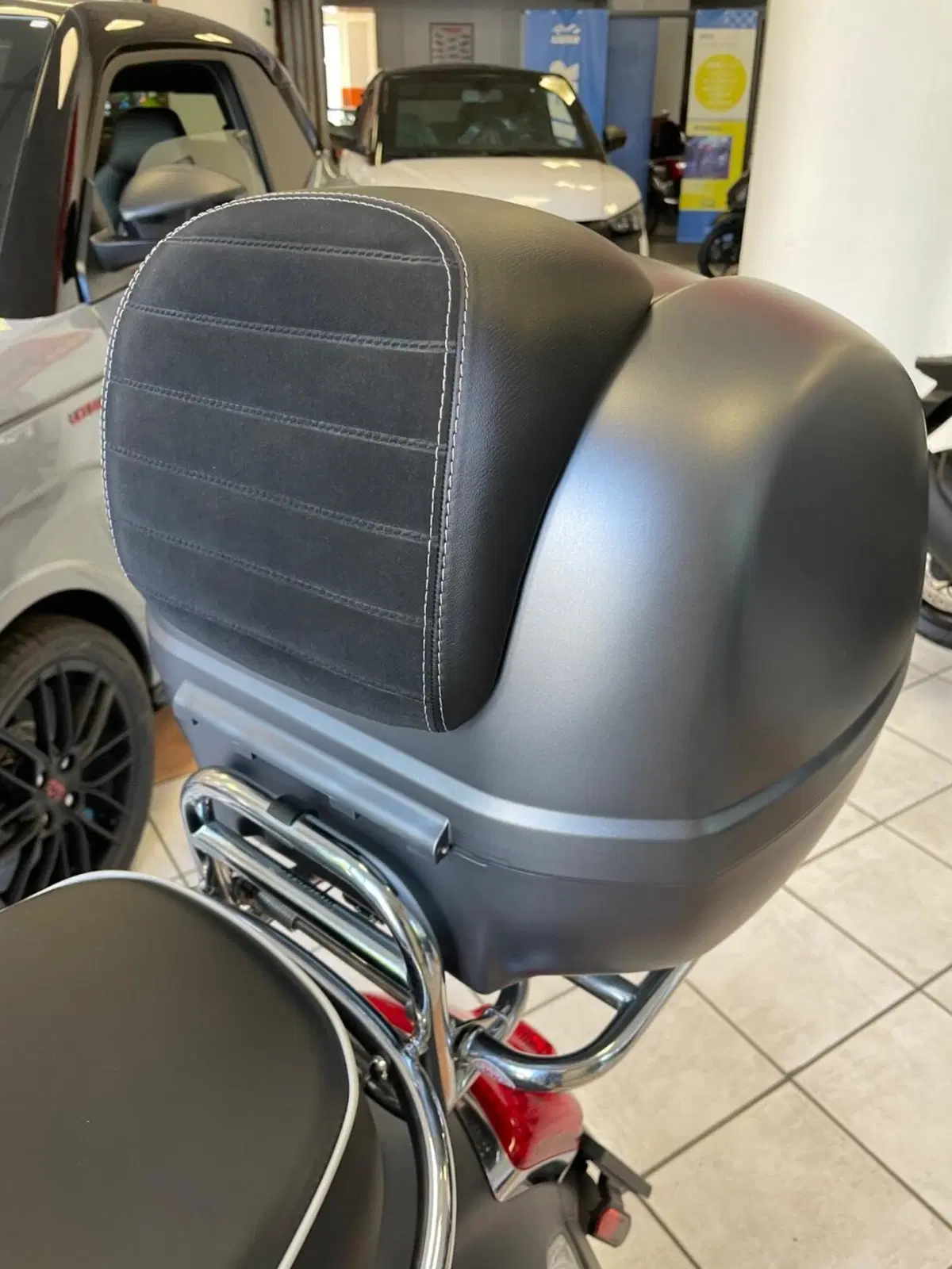Vespa GTS 300 Super Sport (2017 - 19) (8)