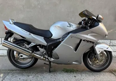Honda CBR 1100 XX  (2001 - 06) usata