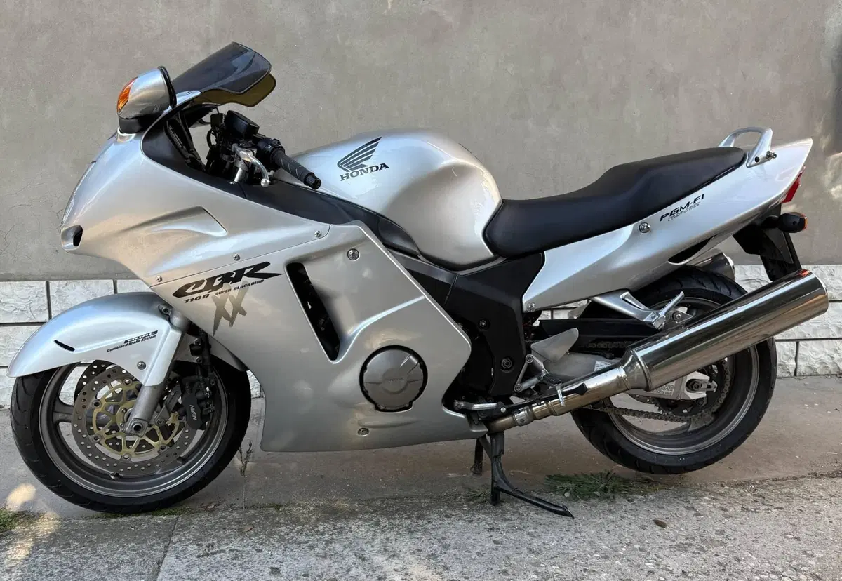 Honda CBR 1100 XX  (2001 - 06) (3)