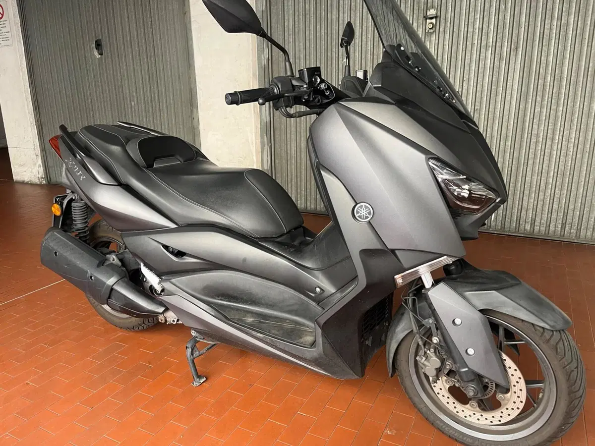 Yamaha X-Max 300 ABS (2017 - 20)