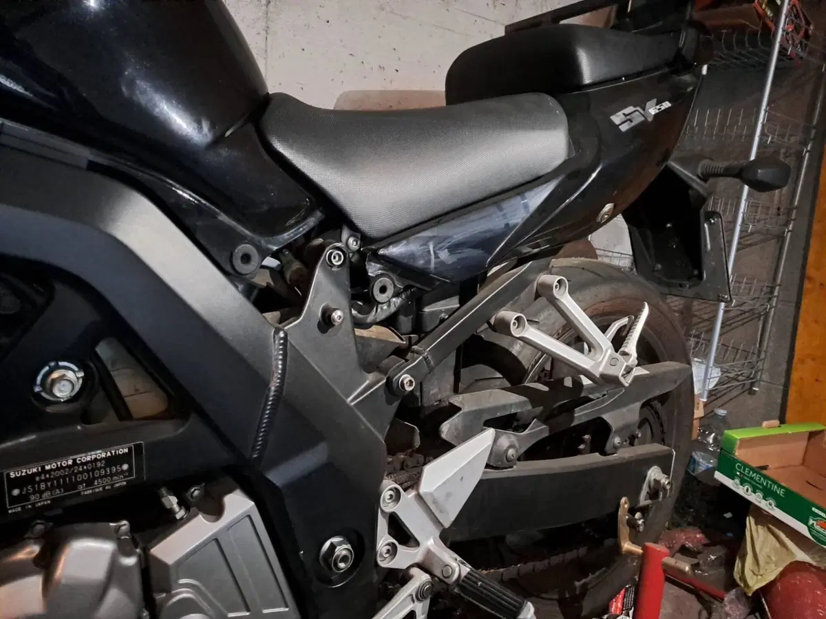 Suzuki SV 650 (2003 - 06) (4)