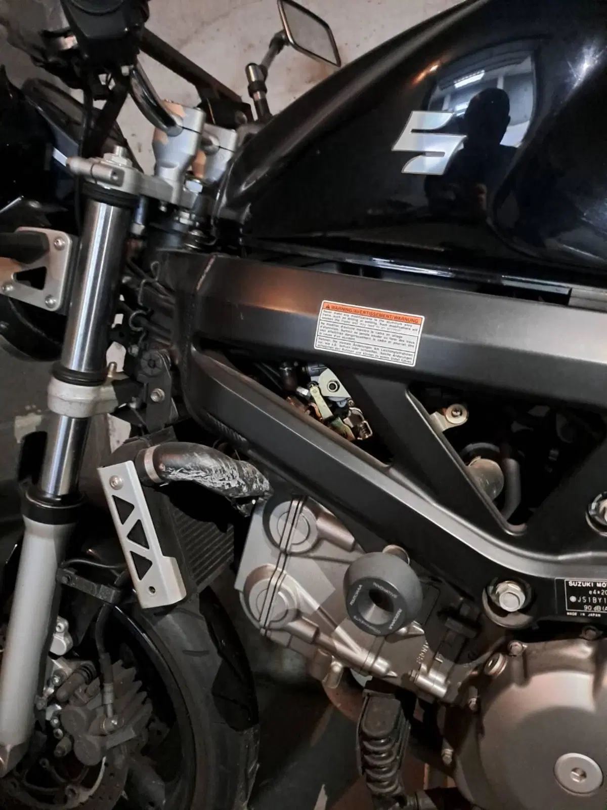 Suzuki SV 650 (2003 - 06) (9)