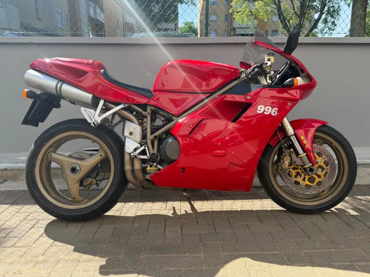 Ducati 996 Biposto (1998 - 01) (5)