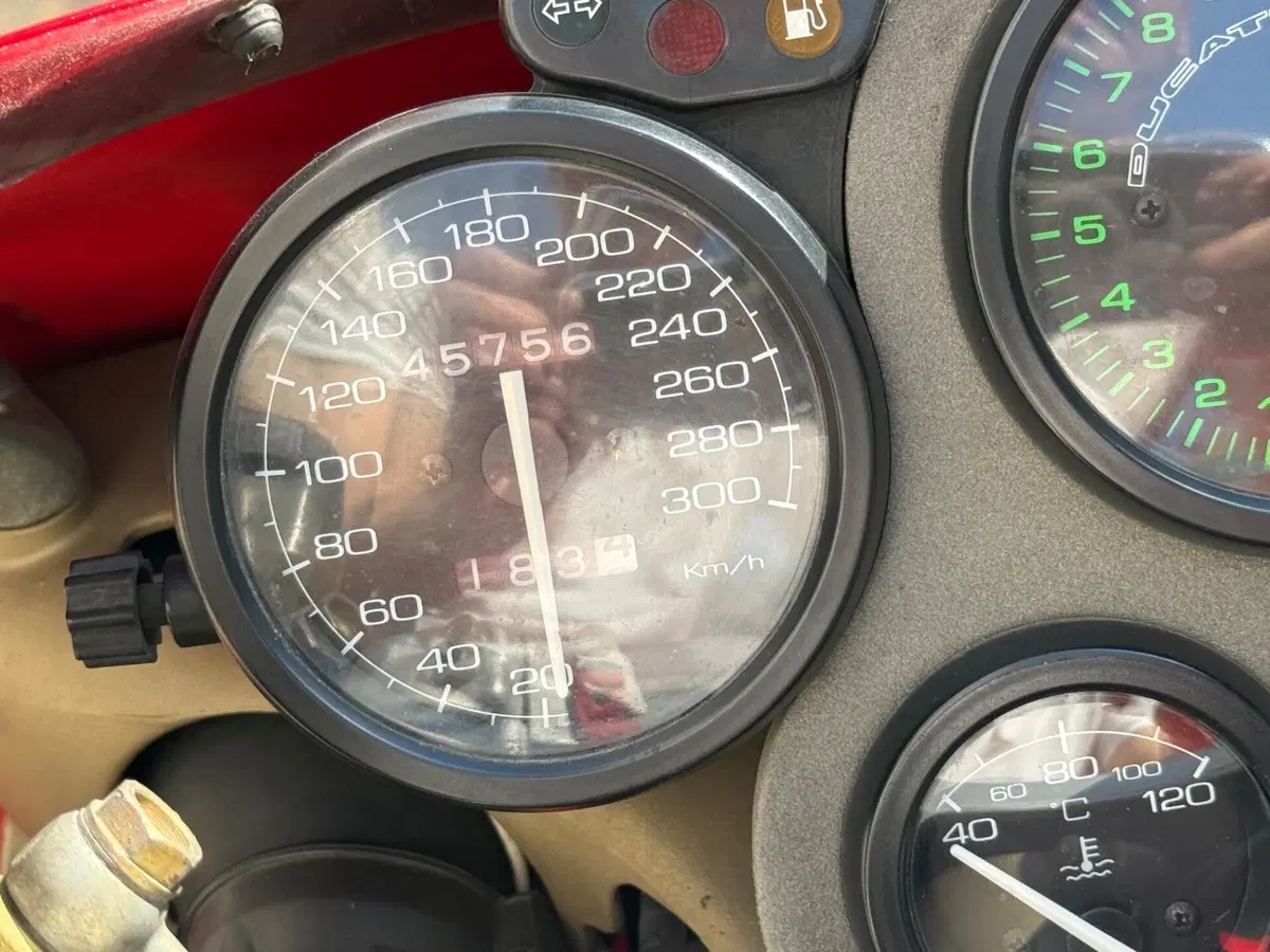 Ducati 996 Biposto (1998 - 01) (7)