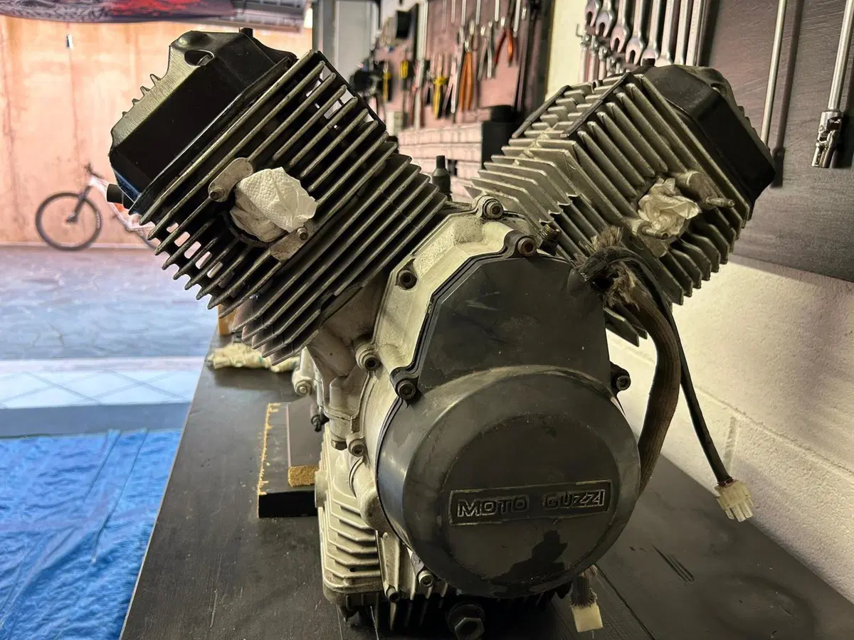 Moto Guzzi Imola II V350