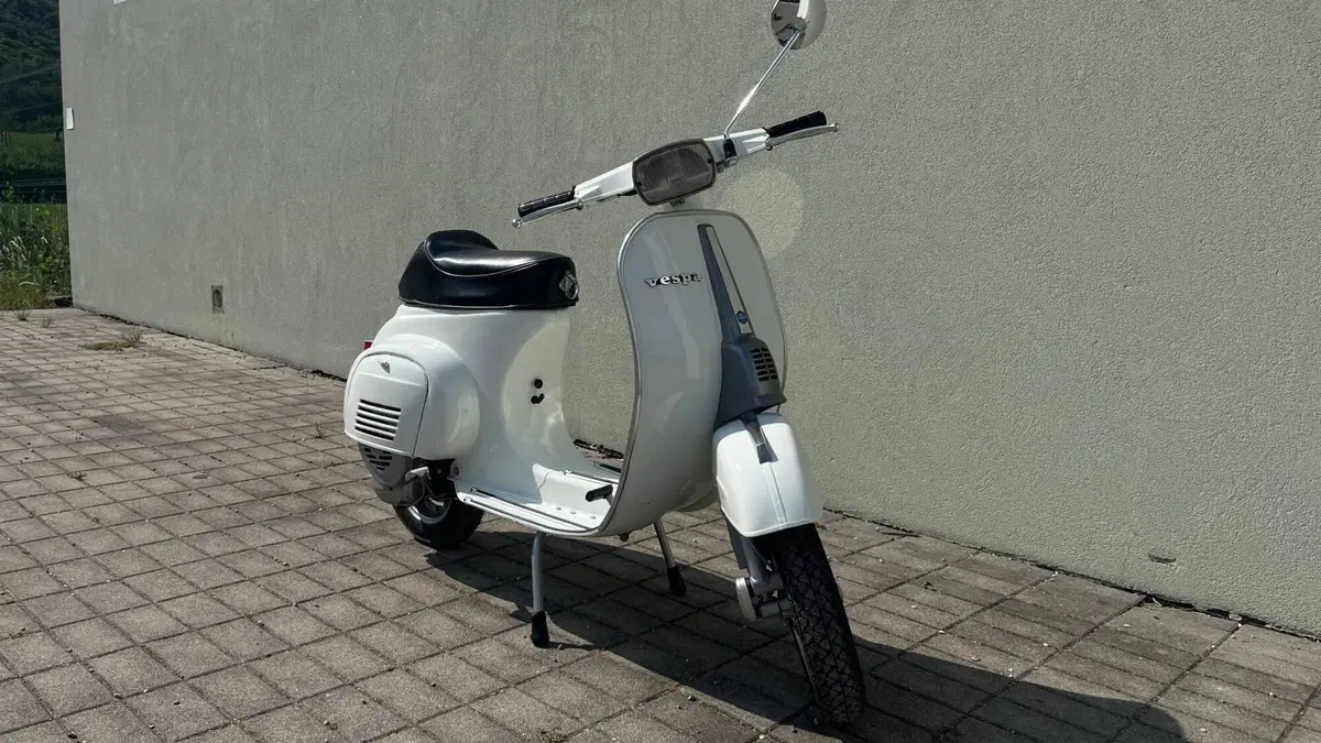 Piaggio vespa 50 special (2)