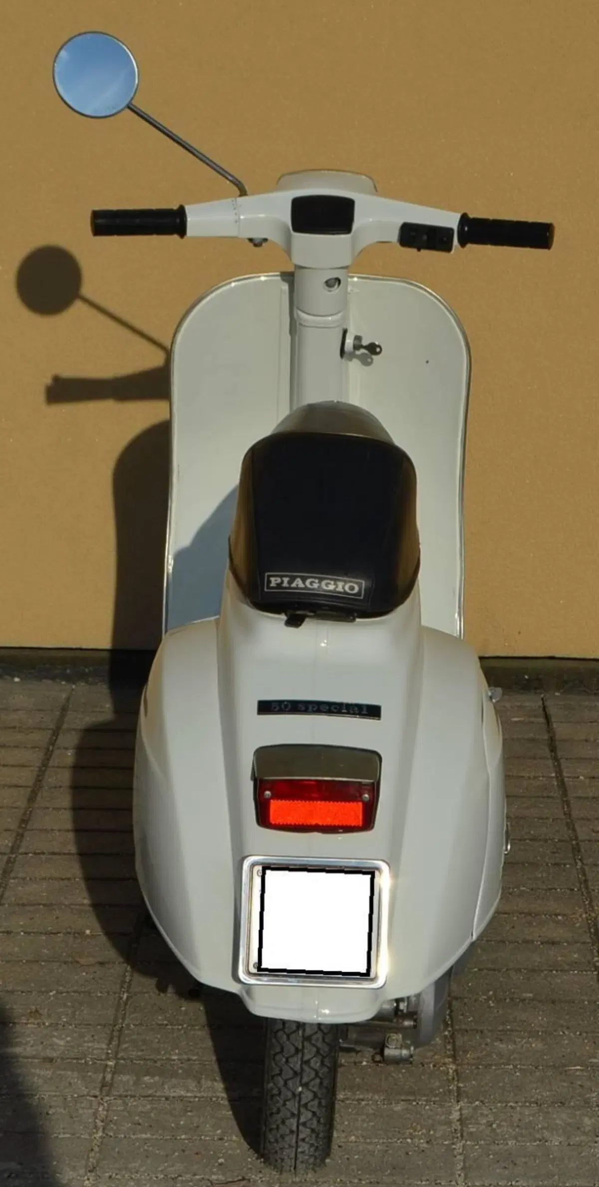 Piaggio vespa 50 special (6)