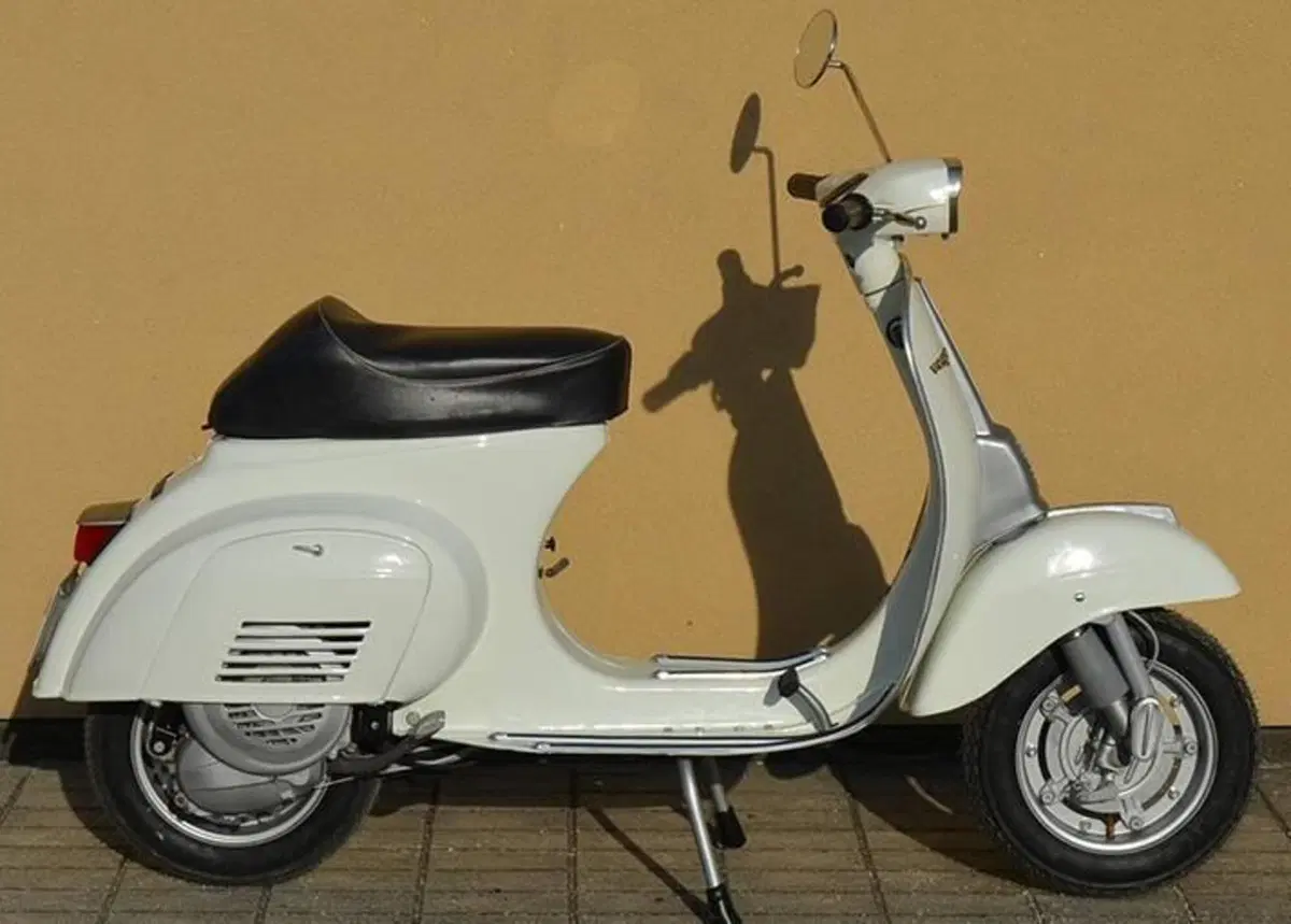 Piaggio vespa 50 special (9)