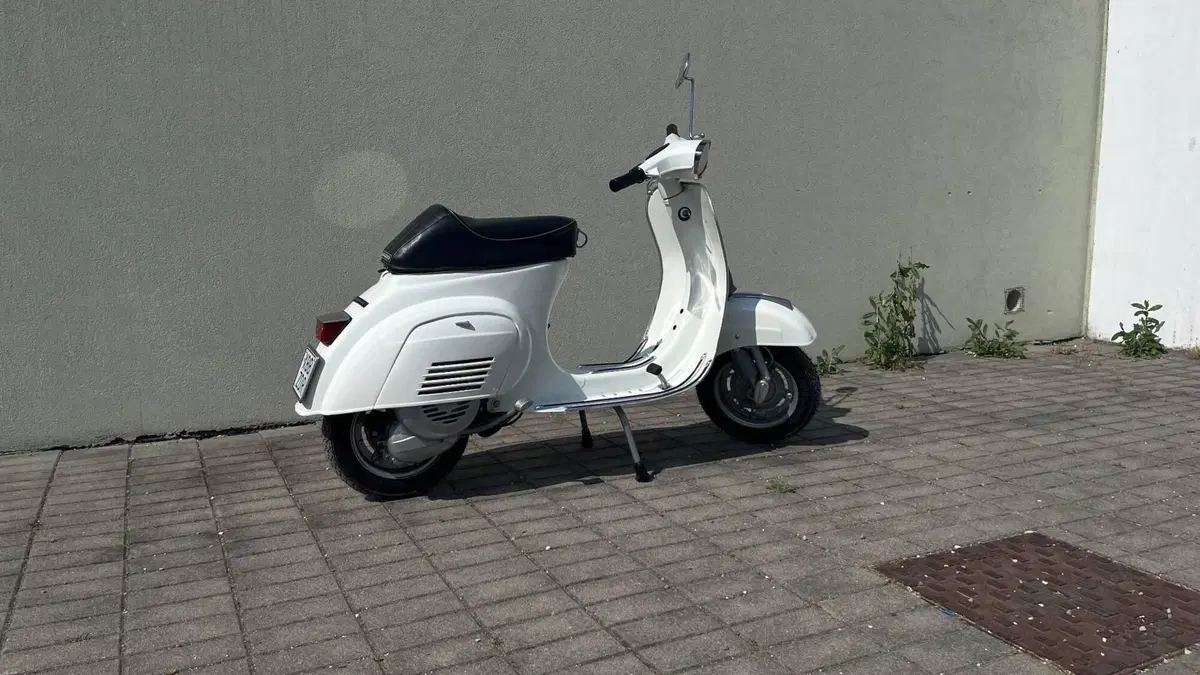 Piaggio vespa 50 special (12)