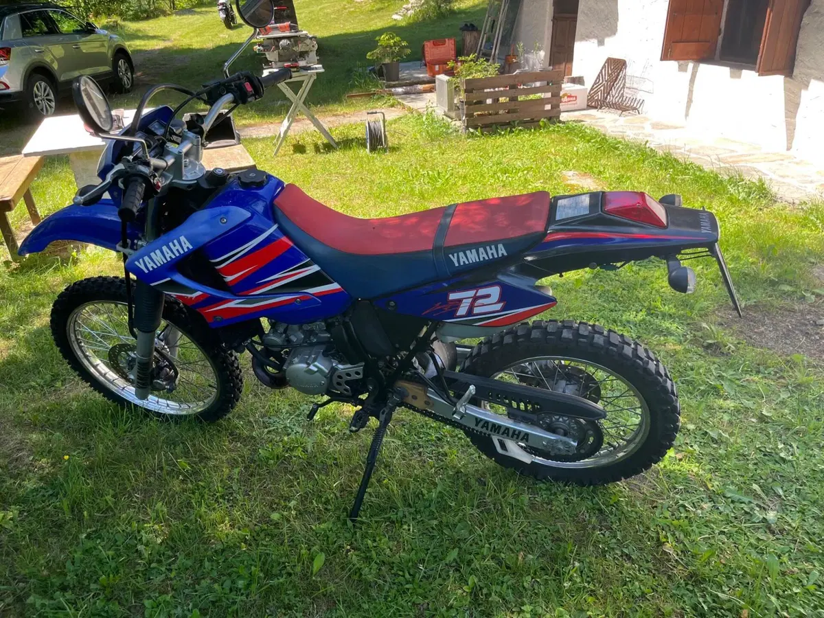 Yamaha DT 125 RE (2004 - 06) (2)