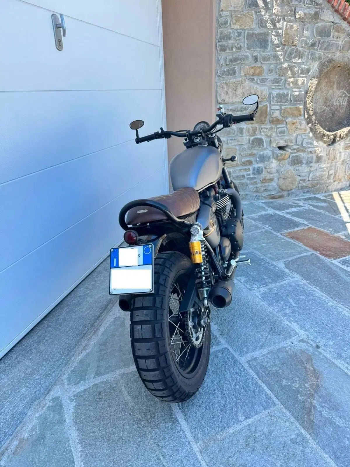 Triumph Street Twin 900 (2016) (4)