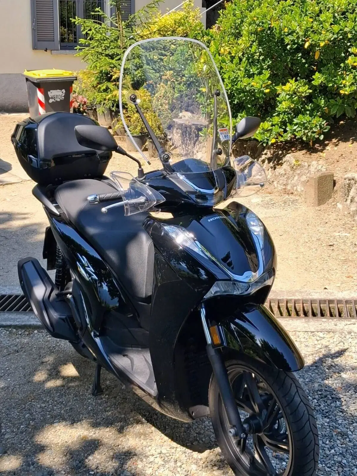 Honda SH 350 (2021 - 24) (2)