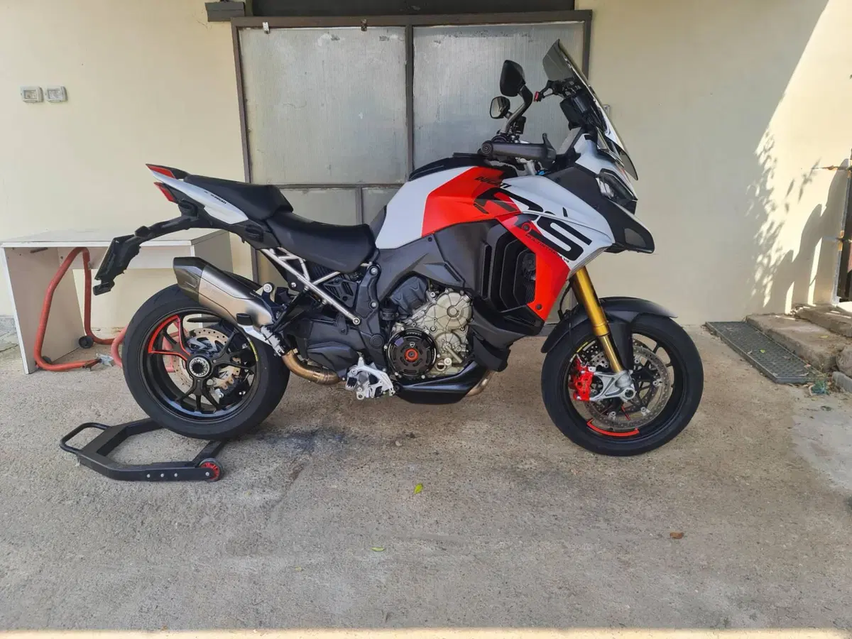 Ducati Multistrada V4 RS (2024 - 25) (5)