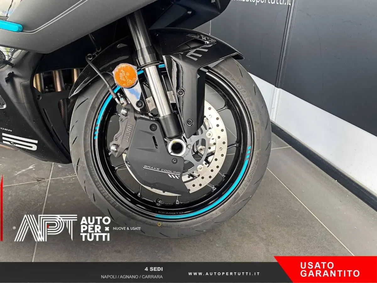 CFMOTO 675SR-R (2025 - 26) (10)