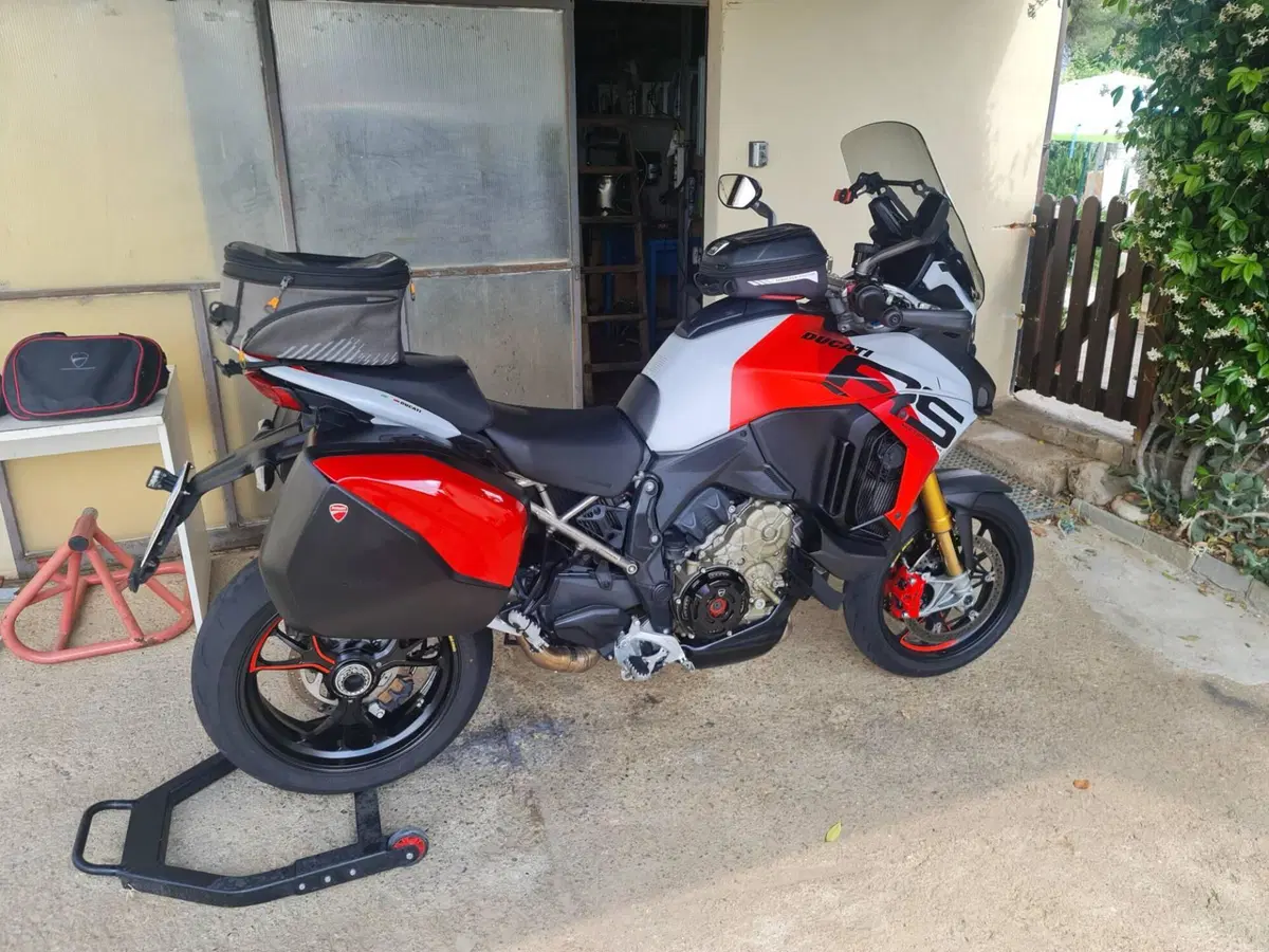 Ducati Multistrada V4 RS (2024 - 25) (15)
