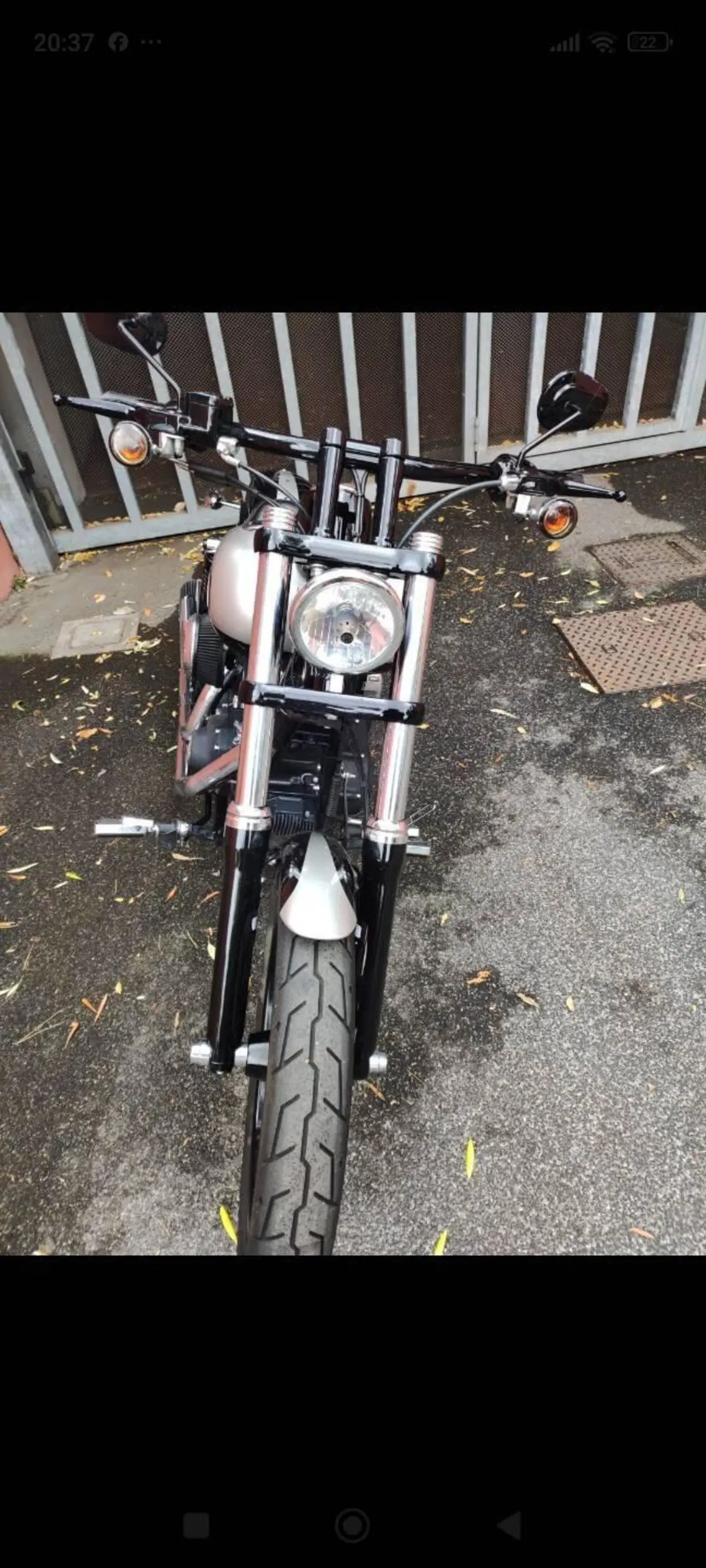 Harley-Davidson 1690 Street Bob Special (2015 - 16) - FXDB