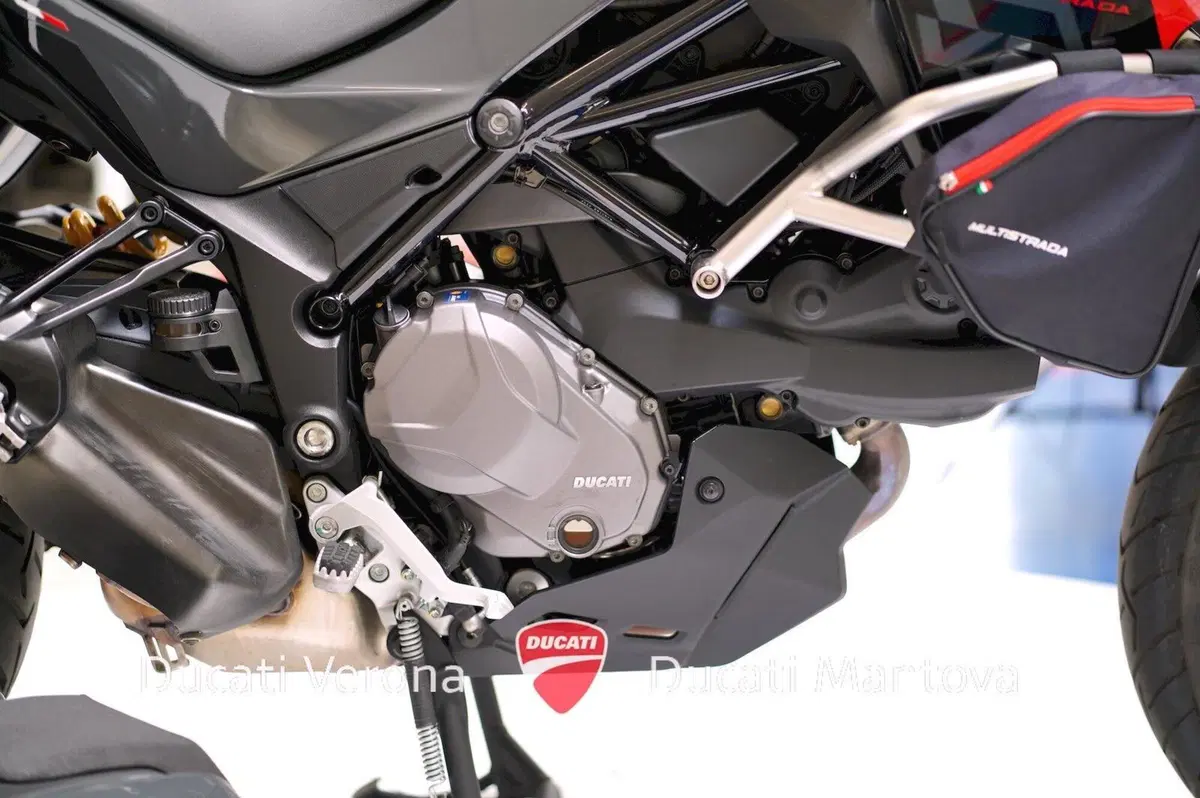 Ducati Multistrada V2 S (2022 - 24) (10)