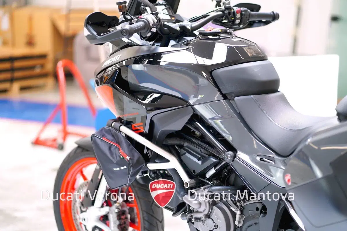 Ducati Multistrada V2 S (2022 - 24) (16)