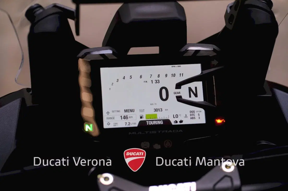 Ducati Multistrada V2 S (2022 - 24) (19)