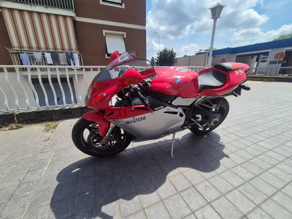 MV Agusta F4 750 S (2000 - 02) (3)