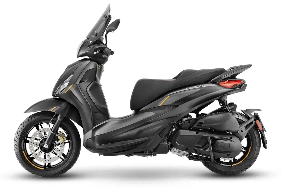 Piaggio Beverly 400 25th Anniversary (2026) (5)