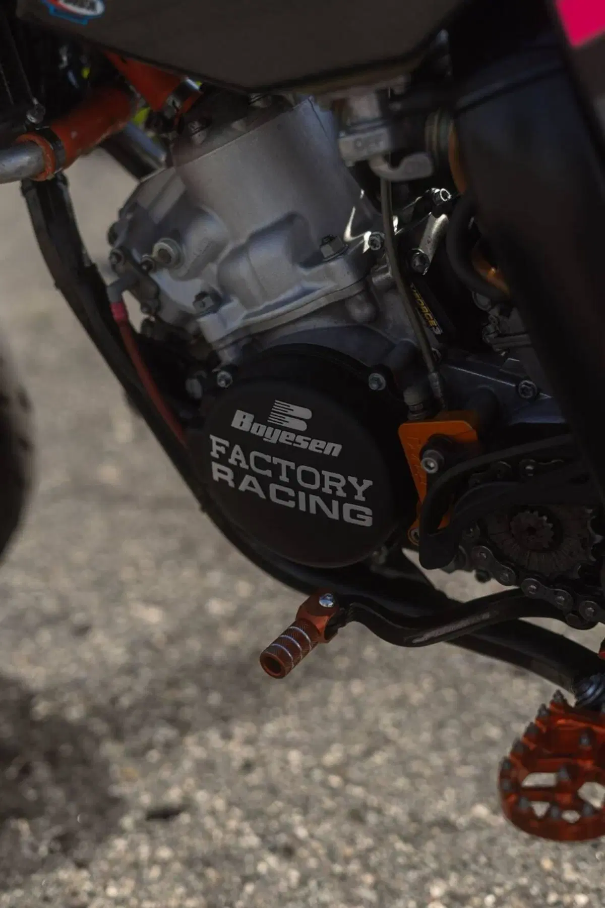 KTM 125 EXC Six Days (2011) (5)