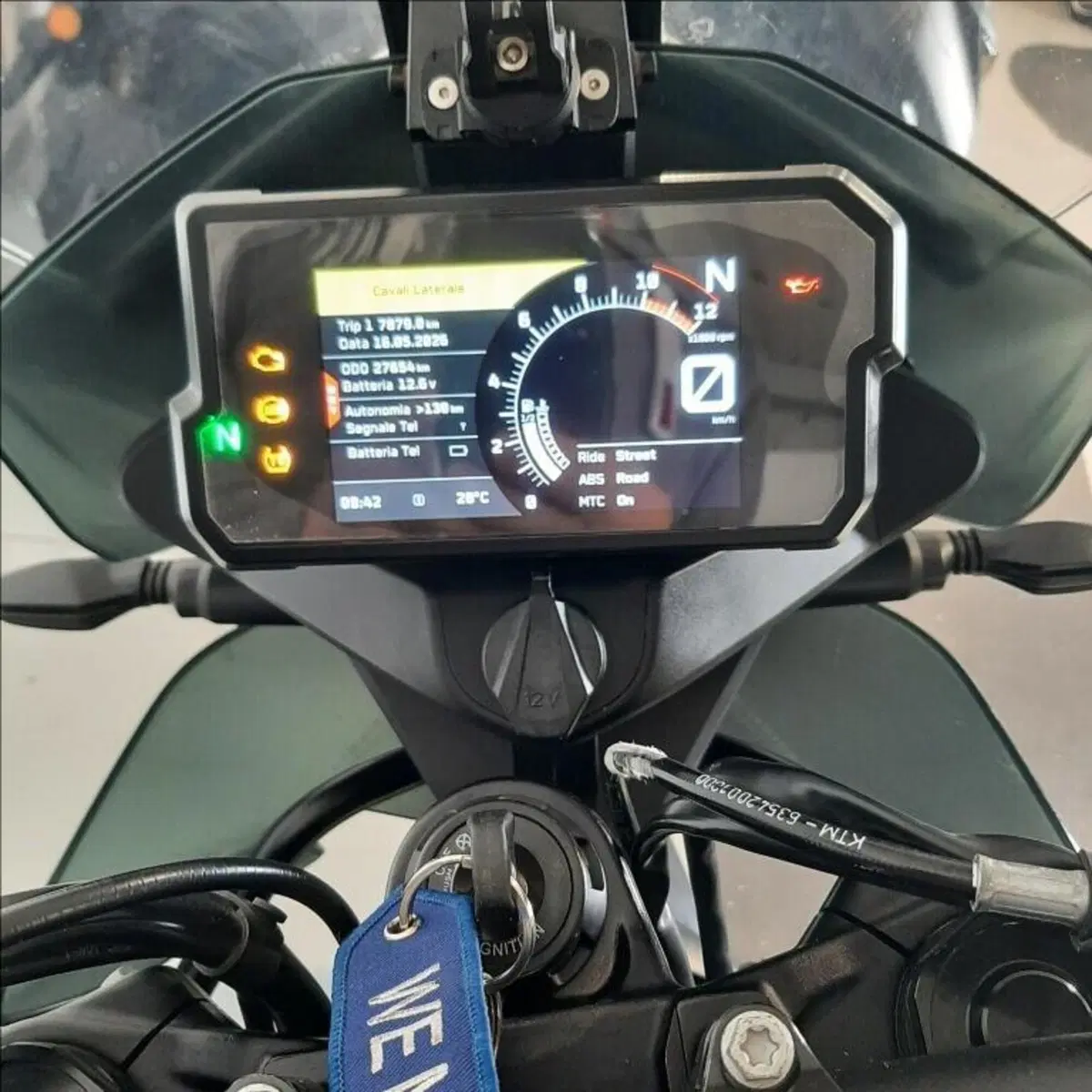 KTM 890 Adventure (2021) (14)