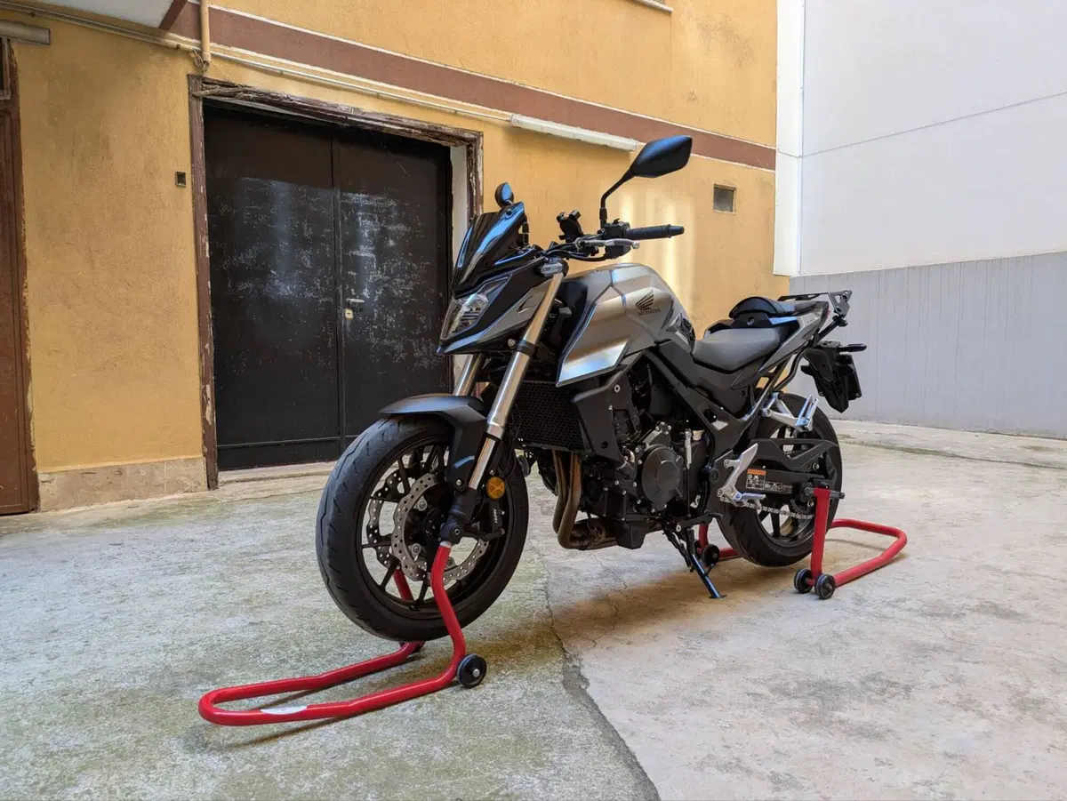 Honda CB 750 Hornet (2023 - 24) (7)
