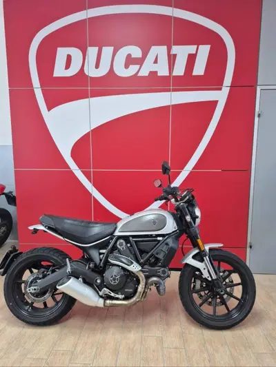 Ducati Scrambler 800 Icon (2017 - 20) usata