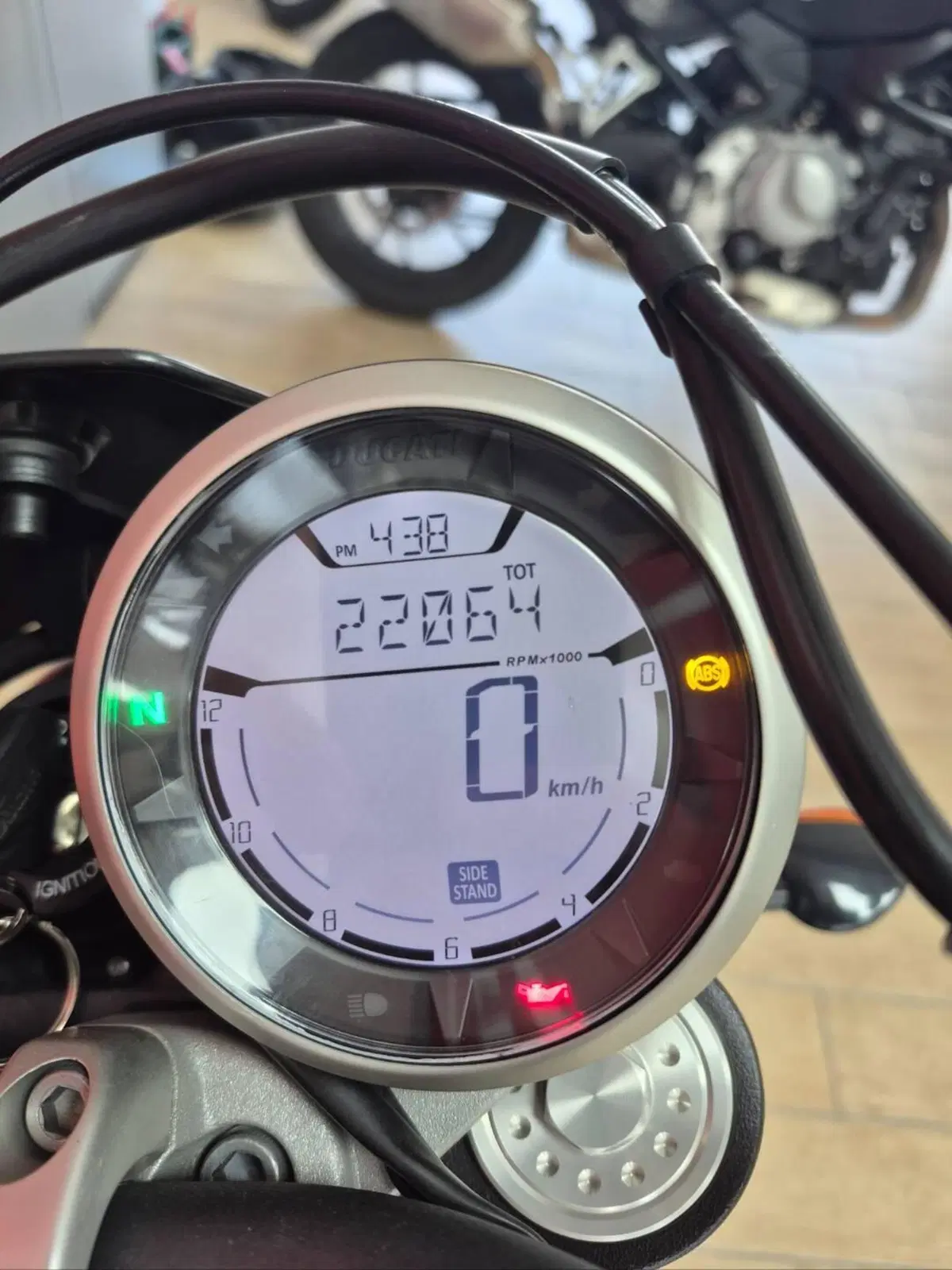 Ducati Scrambler 800 Icon (2017 - 20) (4)
