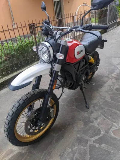 Ducati Scrambler 800 Desert Sled (2017 - 20) usata
