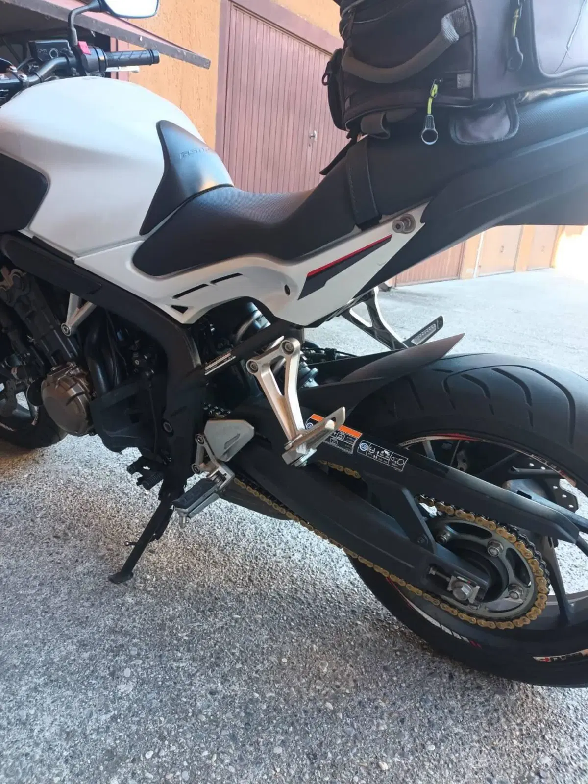 Honda CB 650 F (2017 - 18) (2)