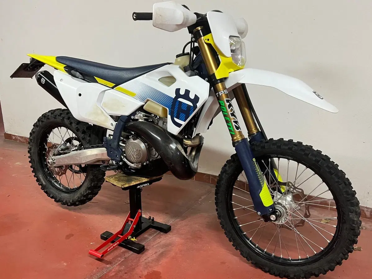 Husqvarna TE 250 (2024)