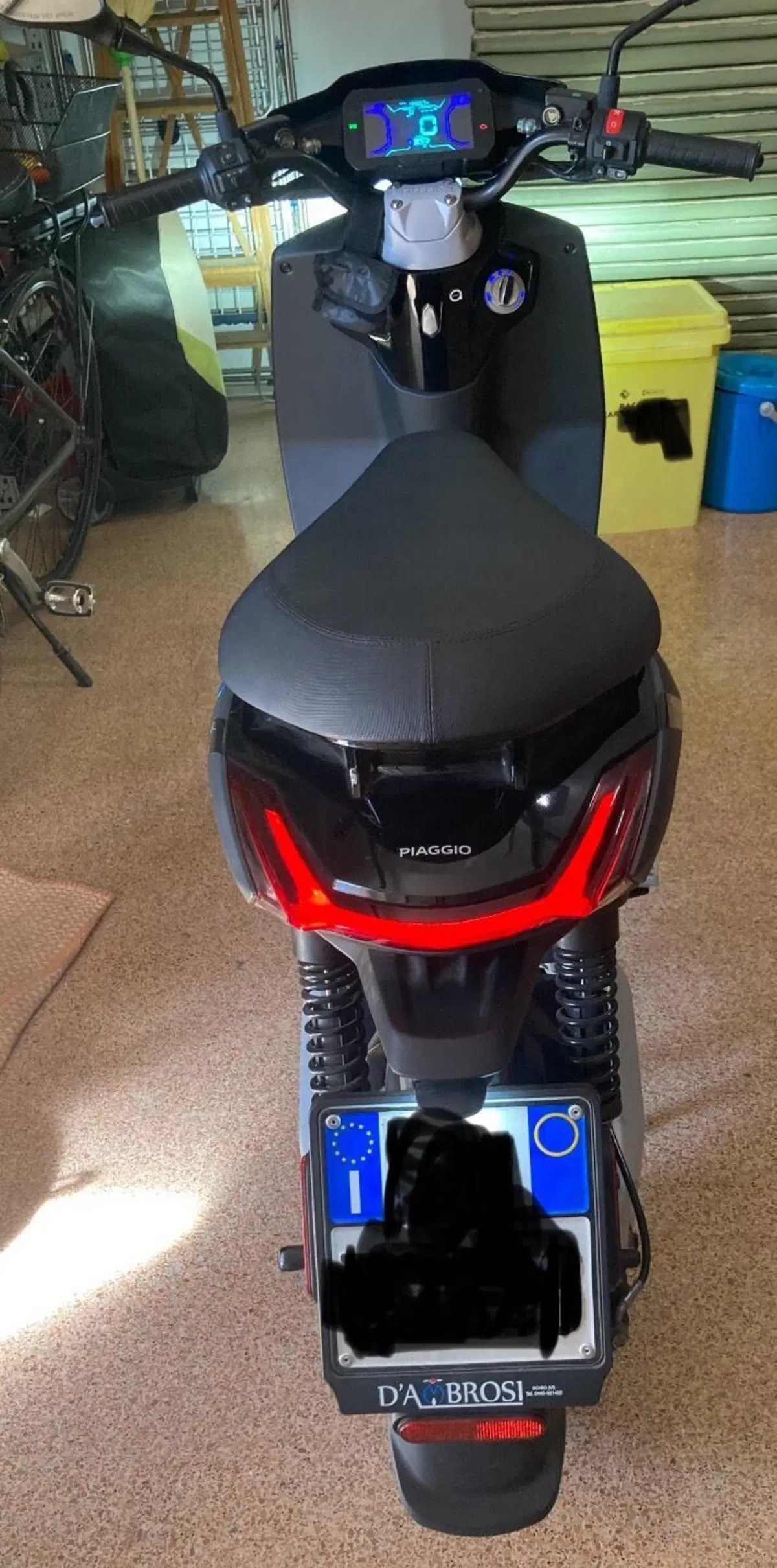 Piaggio 1 Active (2022 - 26) (4)