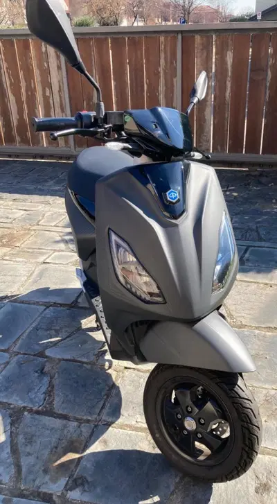 Piaggio 1 Active (2022 - 26) usata