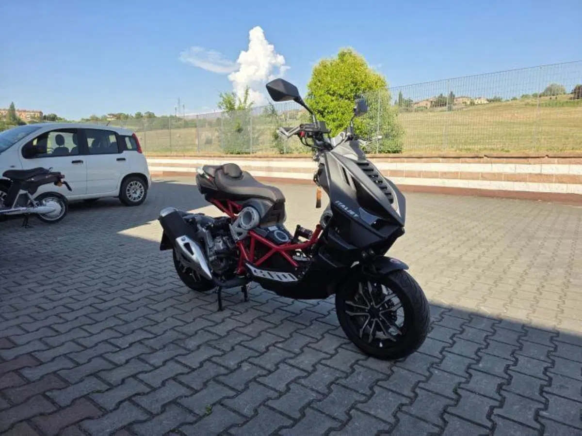 Italjet Moto Dragster 300 (2025 - 26) (2)