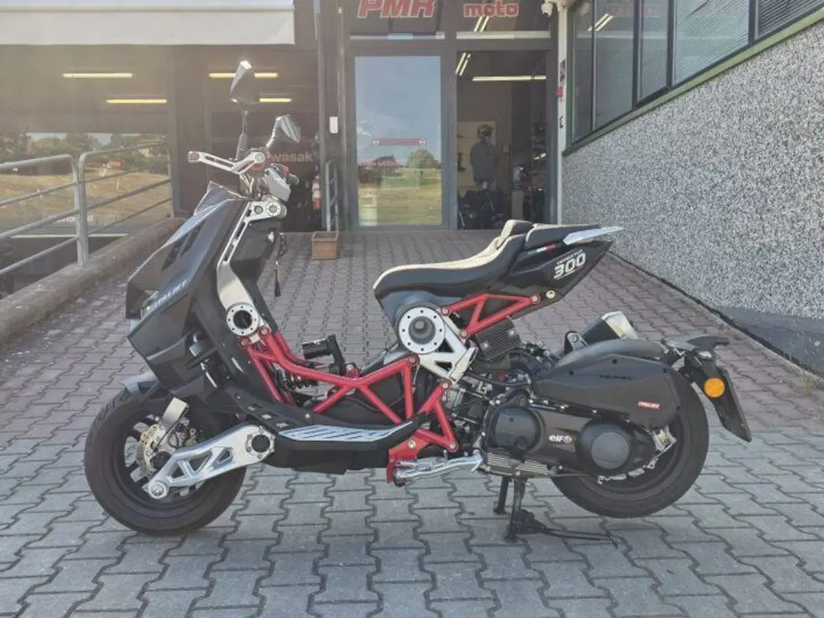 Italjet Moto Dragster 300 (2025 - 26) (3)